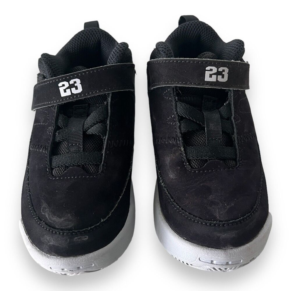 Nike Air Jordan Max Aura 3 Toddler 9C Black White DA8023-002 Sneakers